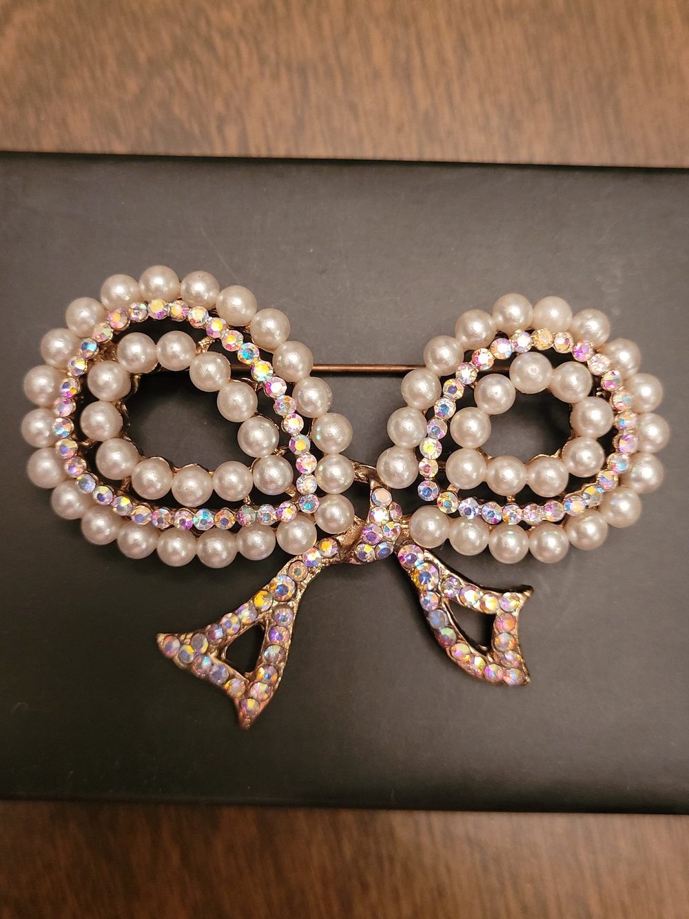 Vintage 1950s 60s Faux Pearl Aurora Borealis Rhinestone Bow Brooch Pin